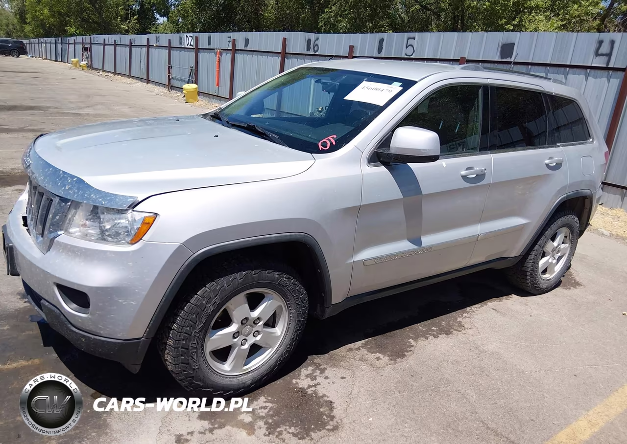 2011 Jeep Grand Cherokee Laredo VIN:1J4RR4GG2BC693849 - 2