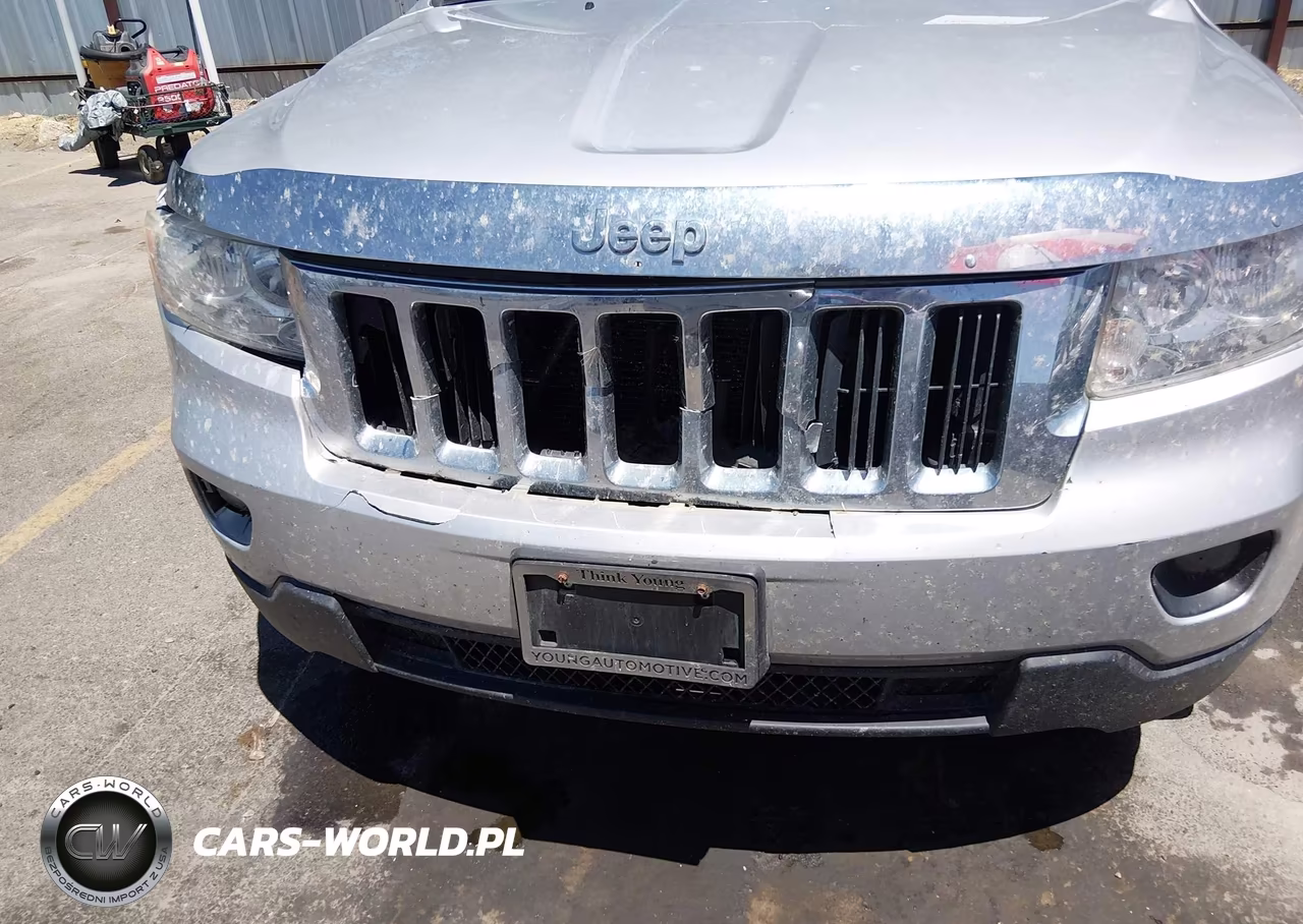 2011 Jeep Grand Cherokee Laredo VIN:1J4RR4GG2BC693849 - 6