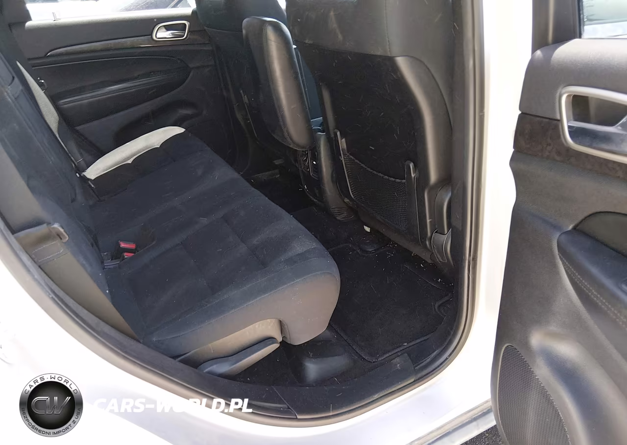 2011 Jeep Grand Cherokee Laredo VIN:1J4RR4GG2BC693849 - 8