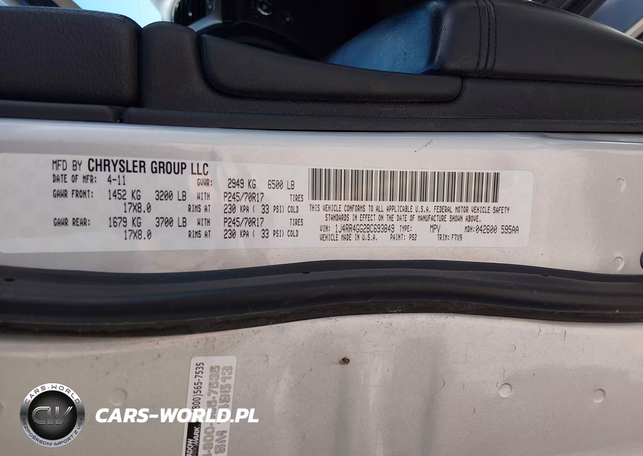 2011 Jeep Grand Cherokee Laredo VIN:1J4RR4GG2BC693849 - 9