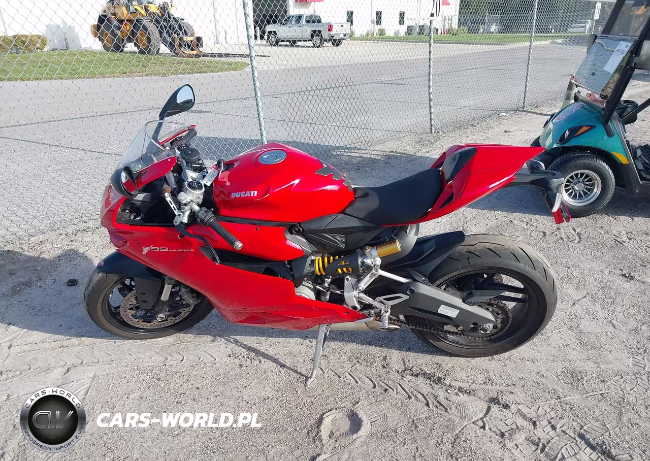 2014 Ducati Superbike 899 Panigale VIN:ZDM14BUW3EB022951 - 13