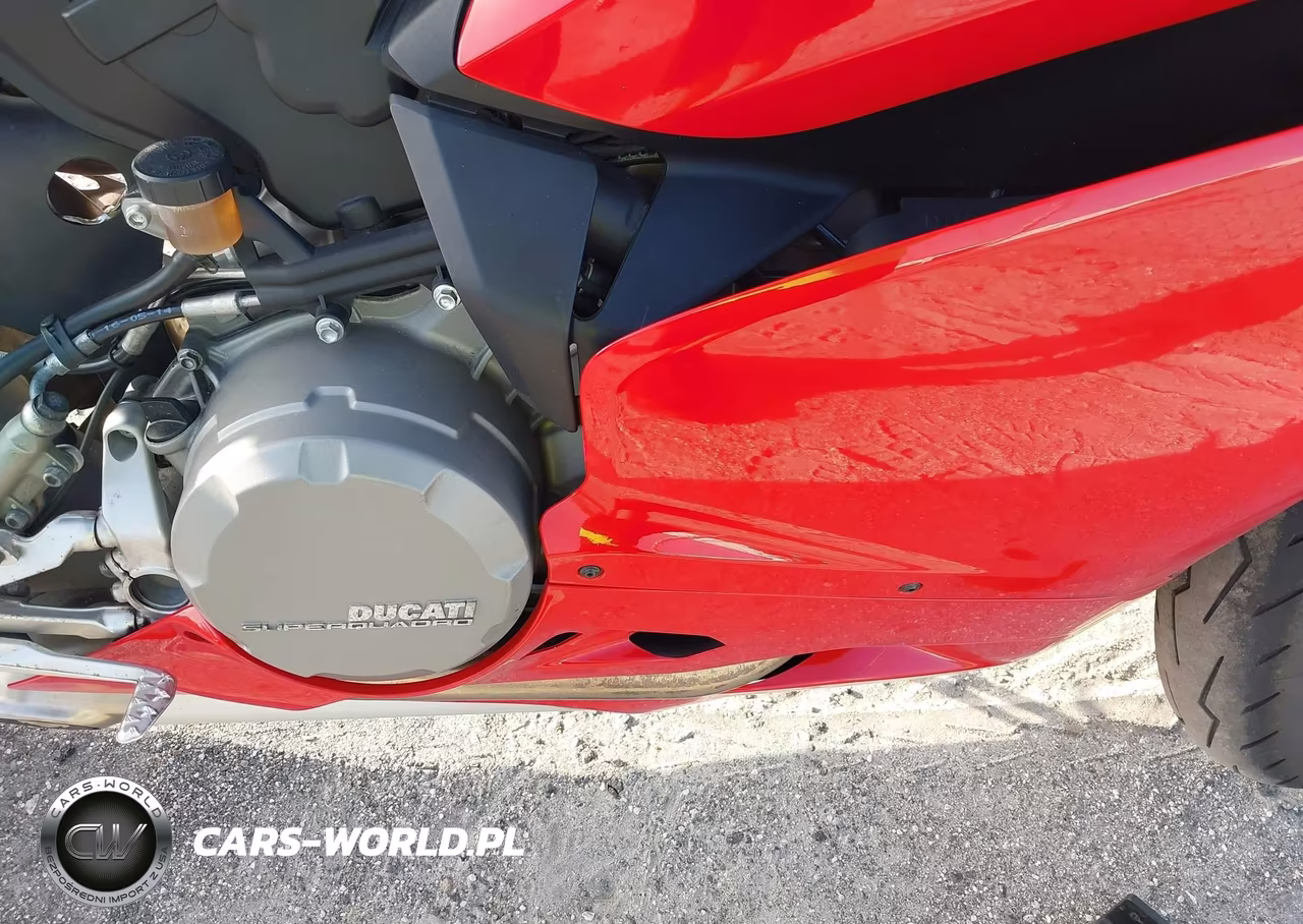 2014 Ducati Superbike 899 Panigale VIN:ZDM14BUW3EB022951 - 8