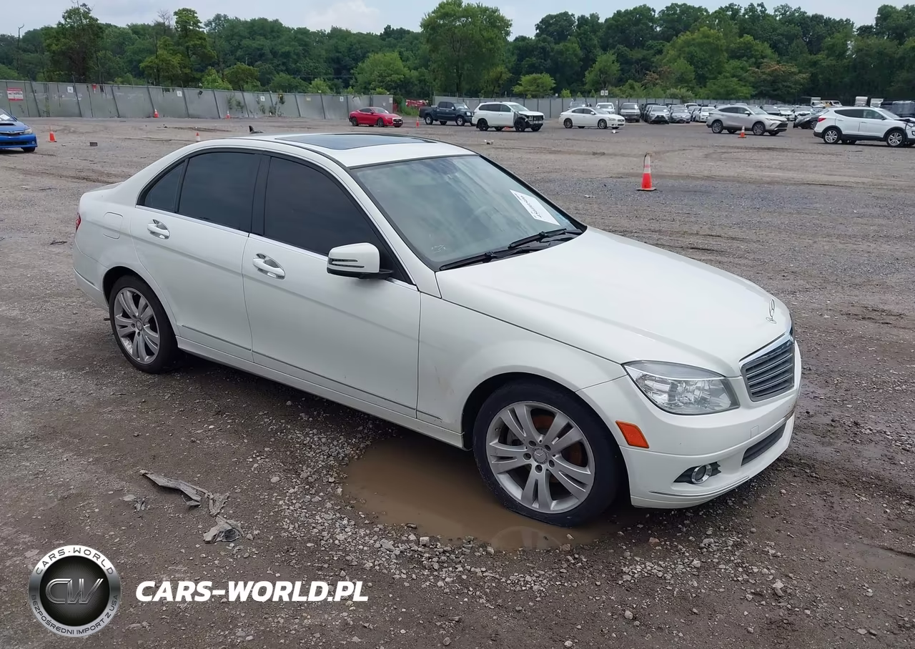 2011 Mercedes-Benz C 300 Luxury 4Matic-Sport 4Matic
