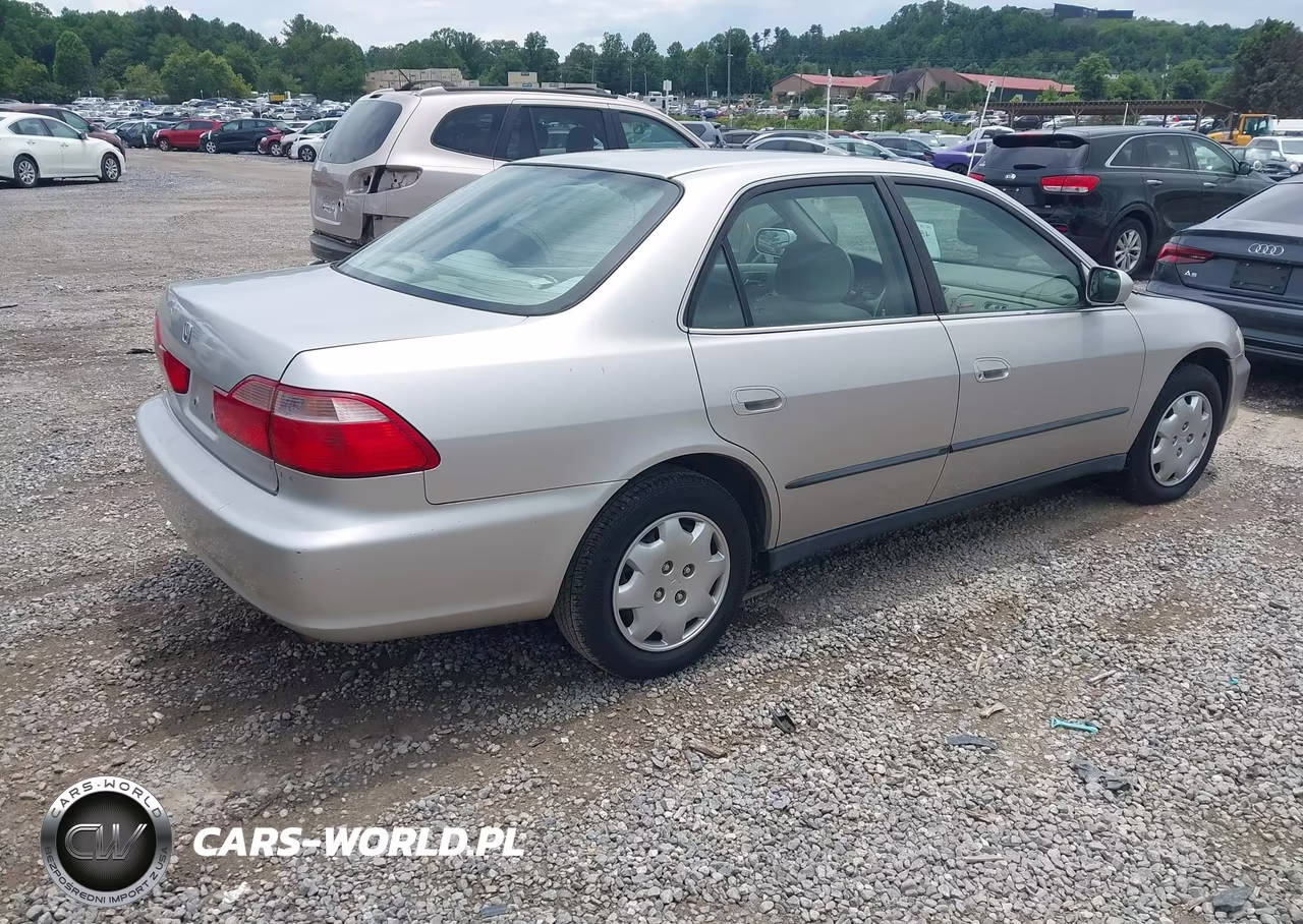 1998 Honda Accord Lx VIN:1HGCG5647WA033663 - 4
