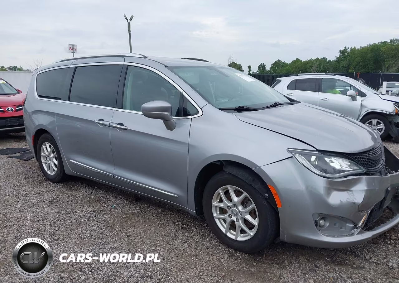 2020 Chrysler Pacifica Touring L