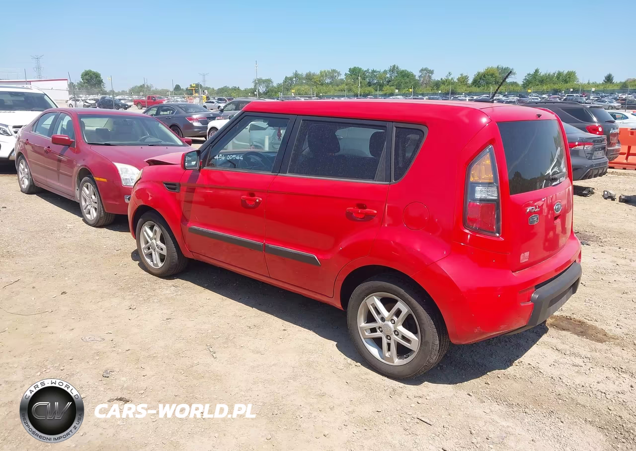 2011 Kia Soul + VIN:KNDJT2A26B7288298 - 3
