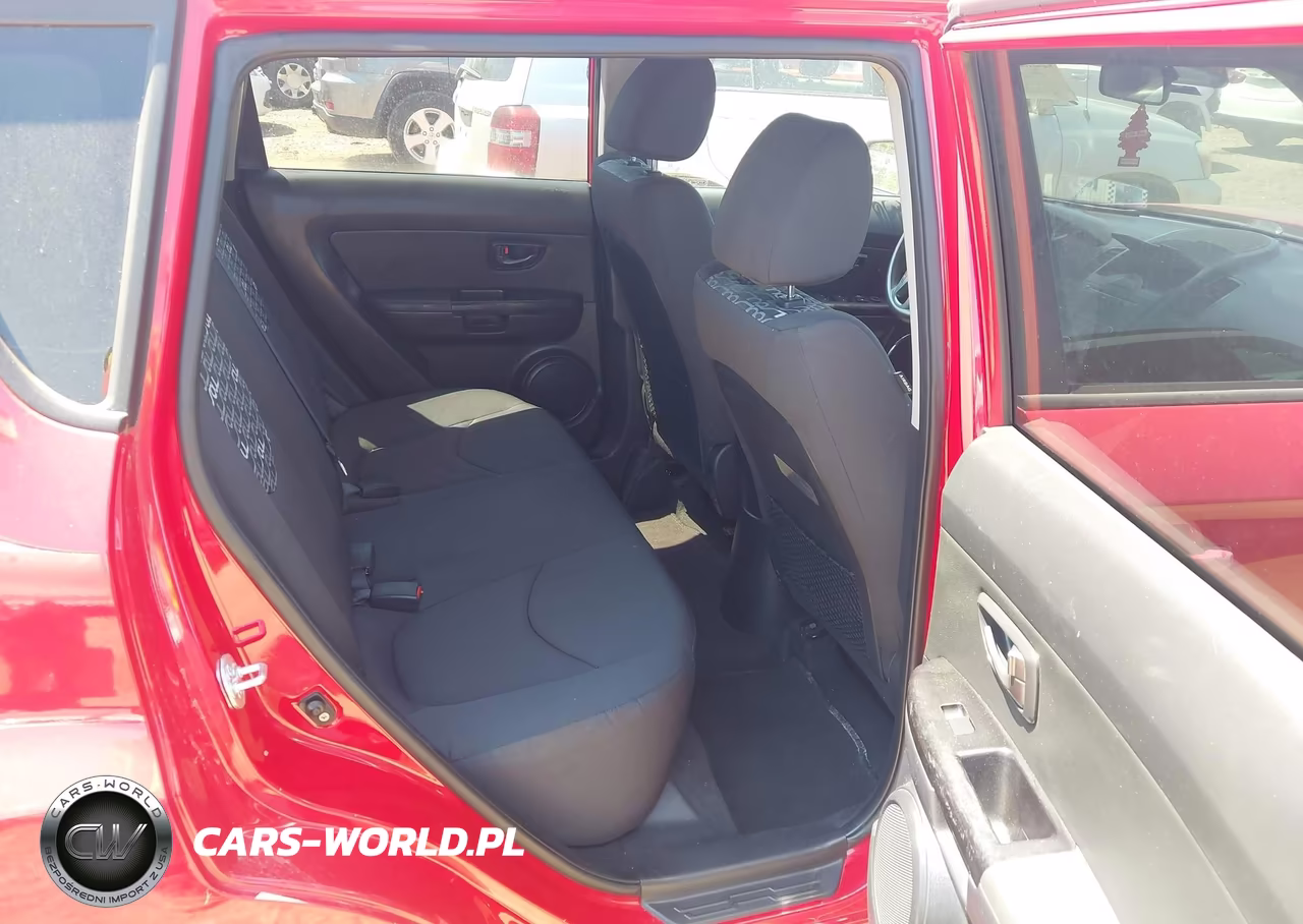 2011 Kia Soul + VIN:KNDJT2A26B7288298 - 8
