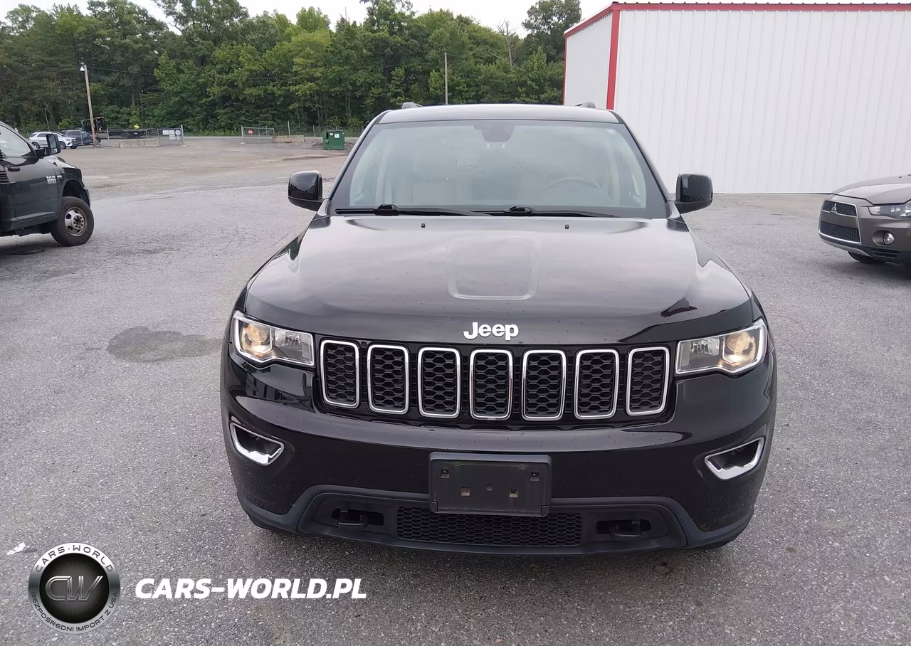2019 Jeep Grand Cherokee Laredo E 4X4 VIN:1C4RJFAG2KC836932 - 12