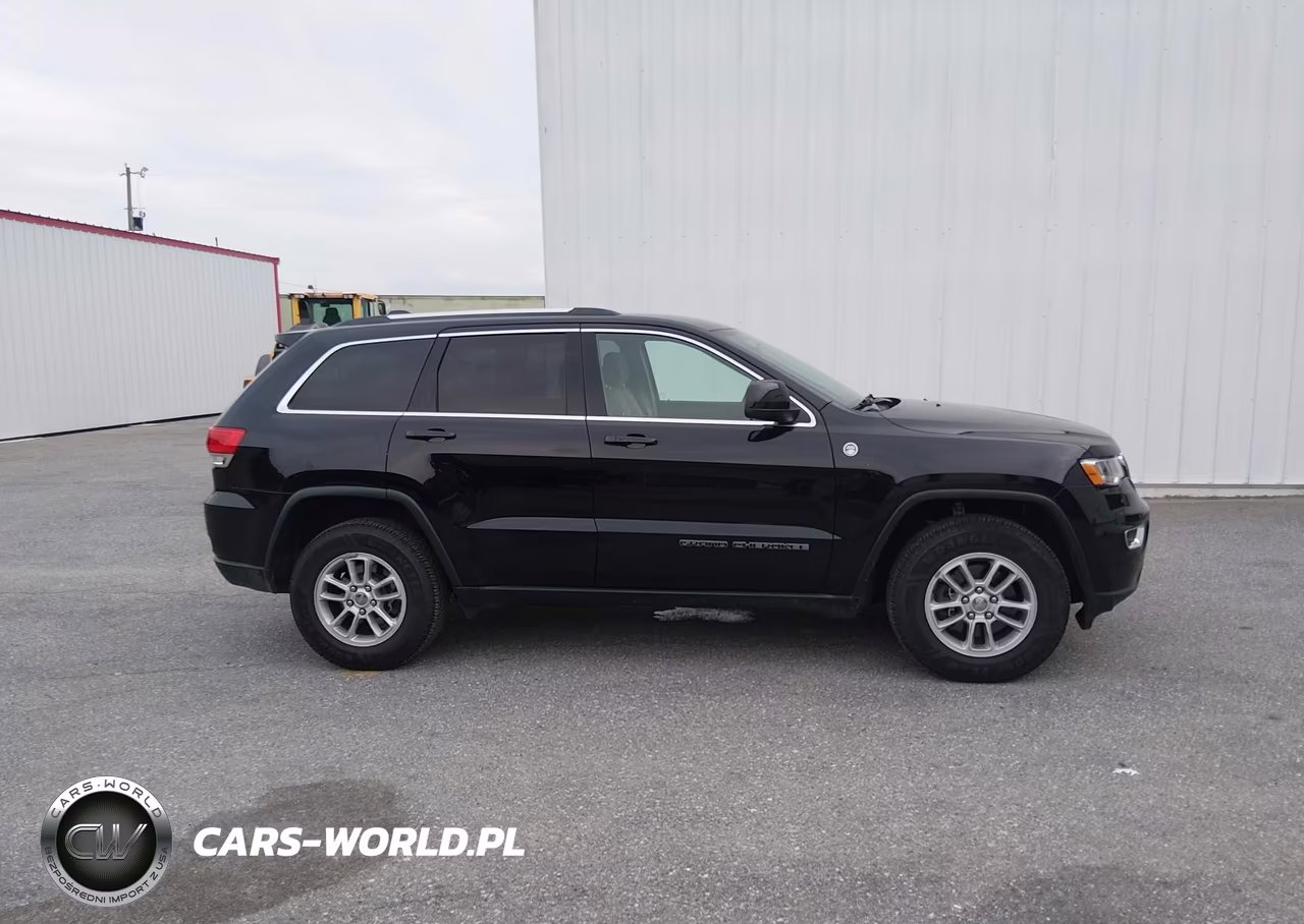 2019 Jeep Grand Cherokee Laredo E 4X4 VIN:1C4RJFAG2KC836932 - 13