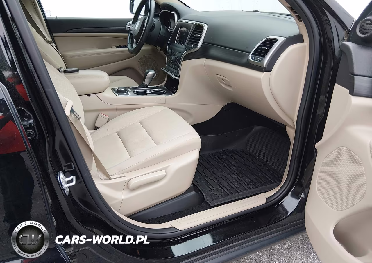 2019 Jeep Grand Cherokee Laredo E 4X4 VIN:1C4RJFAG2KC836932 - 5