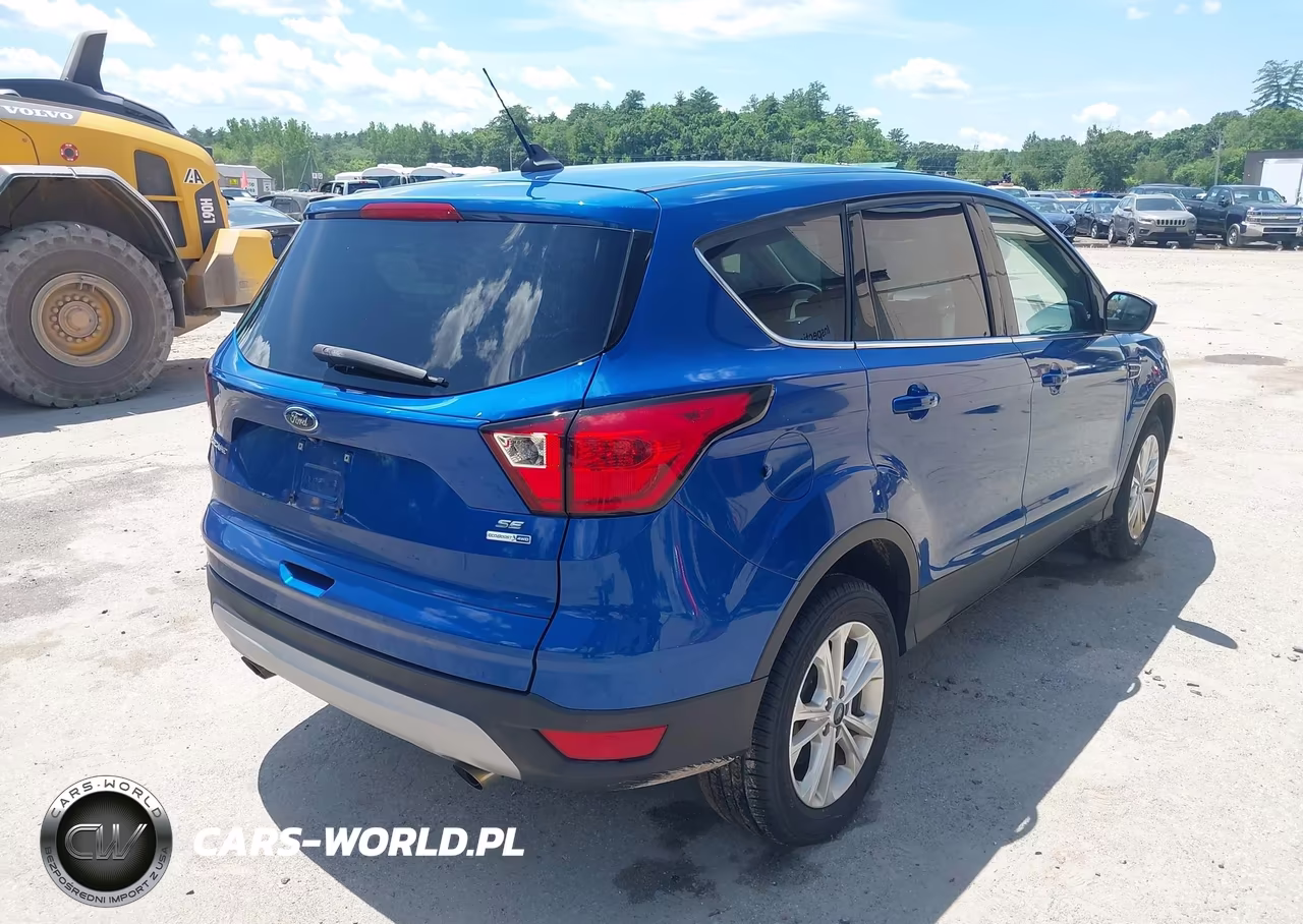 2019 Ford Escape Se VIN:1FMCU9GD8KUA80878 - 4