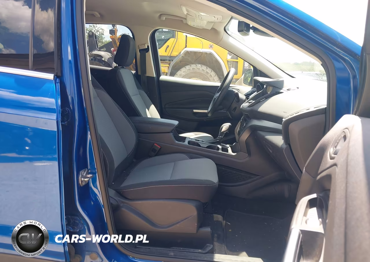 2019 Ford Escape Se VIN:1FMCU9GD8KUA80878 - 5