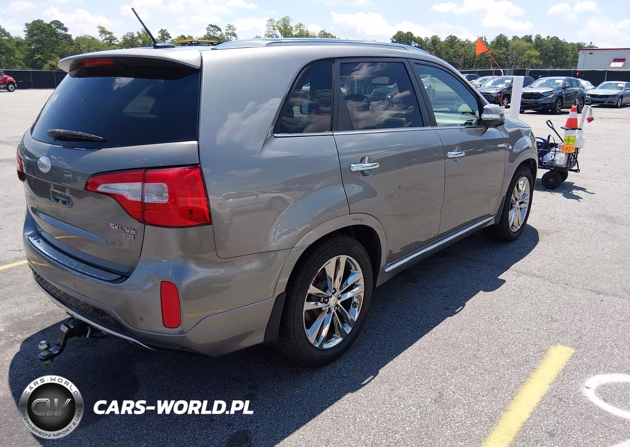 2014 Kia Sorento Limited V6 VIN:5XYKW4A72EG537416 - 4