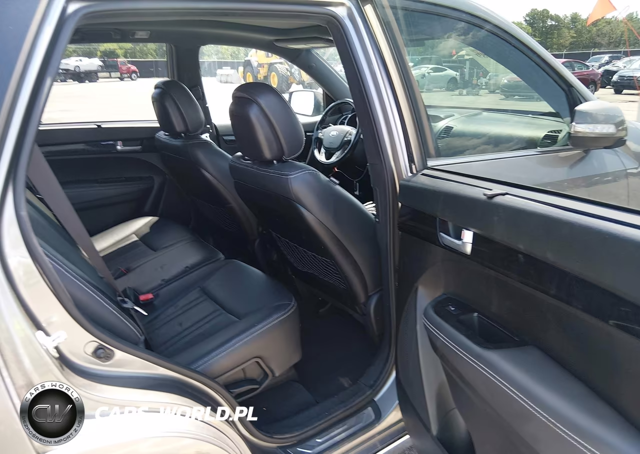 2014 Kia Sorento Limited V6 VIN:5XYKW4A72EG537416 - 8