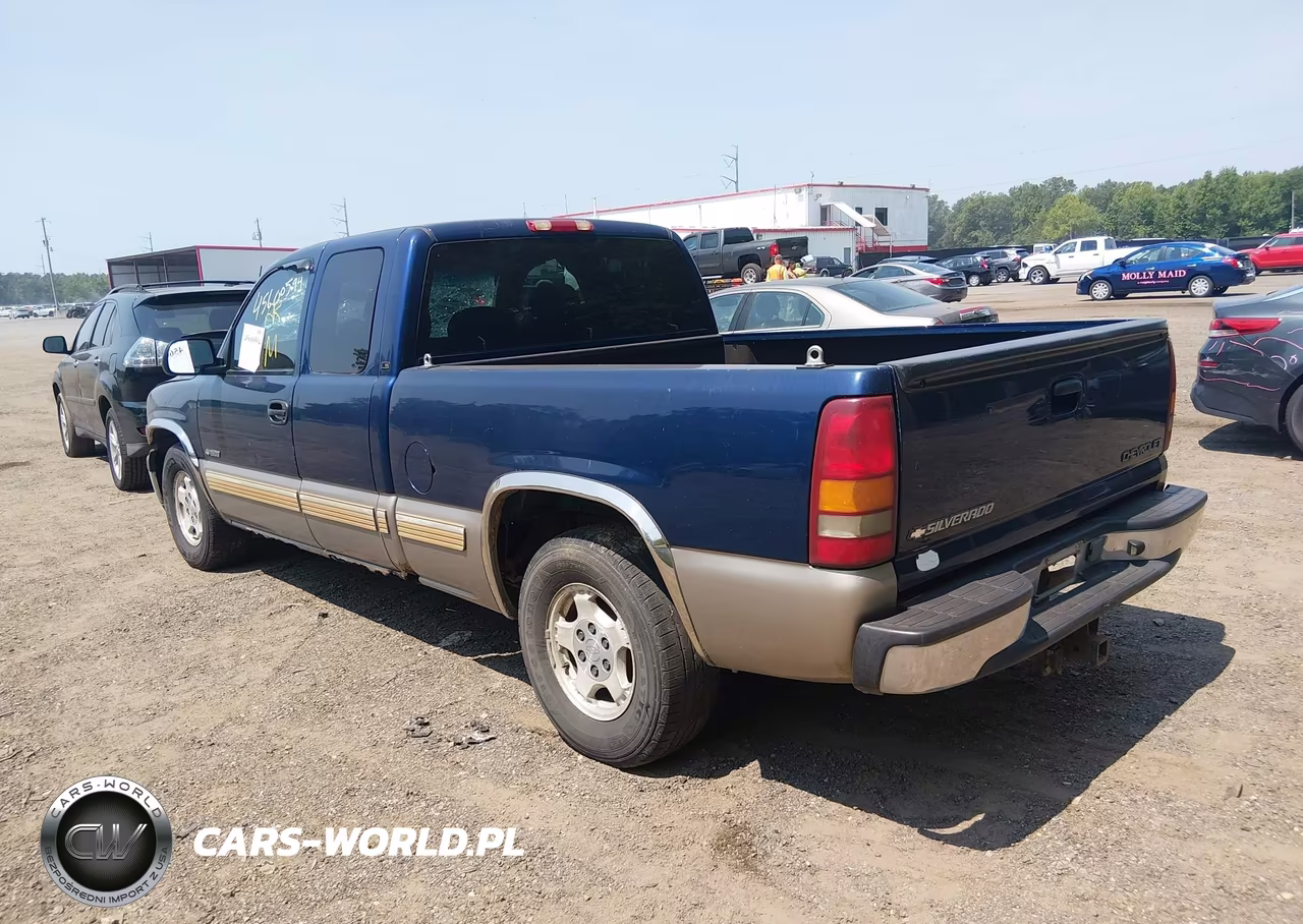 2002 Chevrolet Silverado 1500 Ls VIN:2GCEC19V821316304 - 3