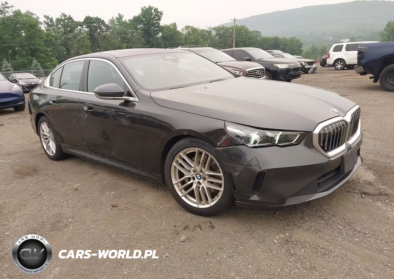 2024 BMW 530I xDrive – zdjęcie 1 z 17