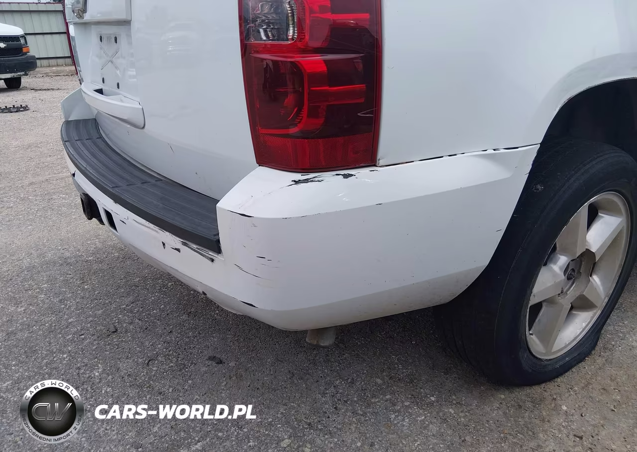 2008 Chevrolet Tahoe Ls VIN:1GNFC13C78R261735 - 14