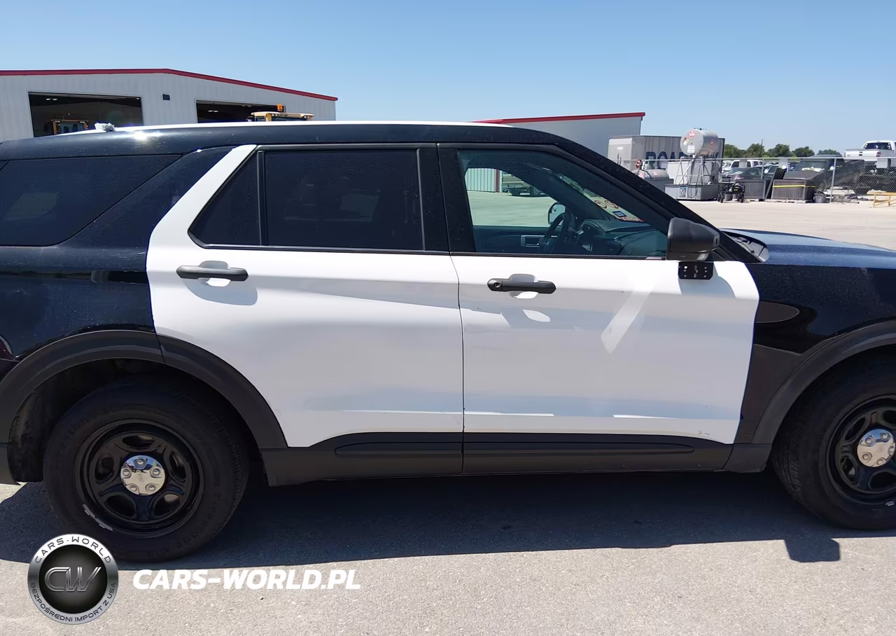 2020 Ford Police Interceptor Utility VIN:1FM5K8AW9LGC13814 - 13