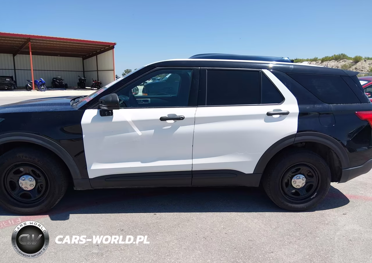 2020 Ford Police Interceptor Utility VIN:1FM5K8AW9LGC13814 - 14