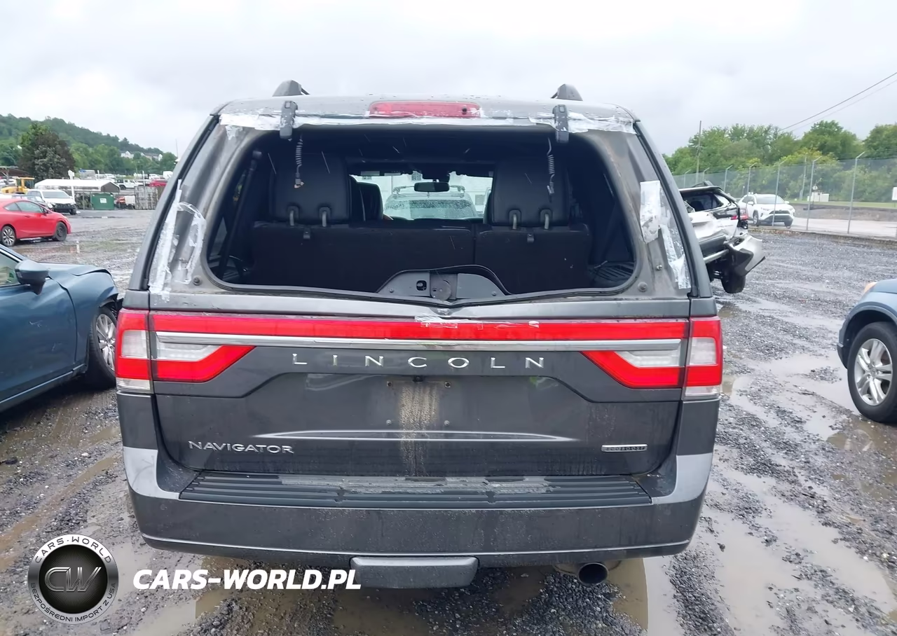 2015 Lincoln Navigator VIN:5LMJJ2JT8FEJ11115 - 16