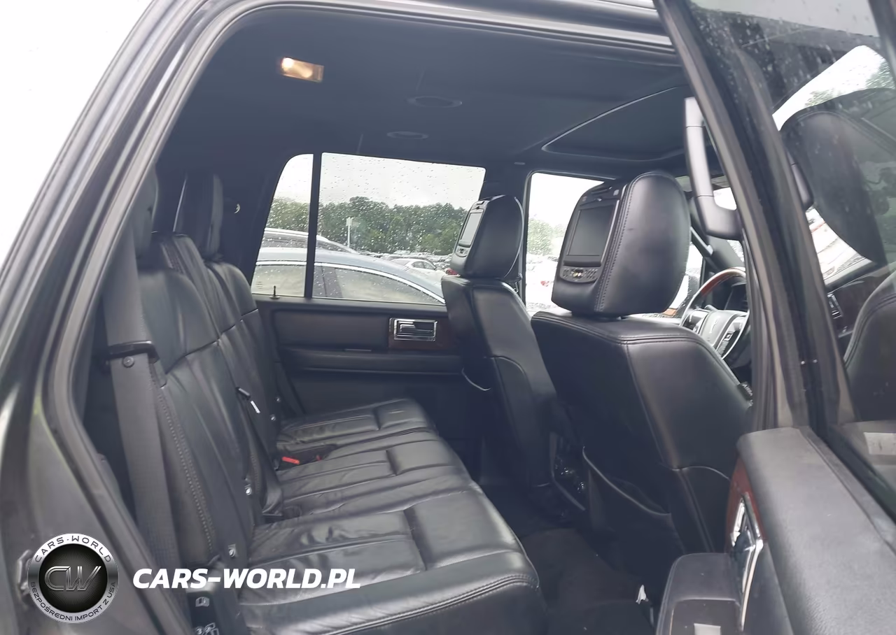 2015 Lincoln Navigator VIN:5LMJJ2JT8FEJ11115 - 8