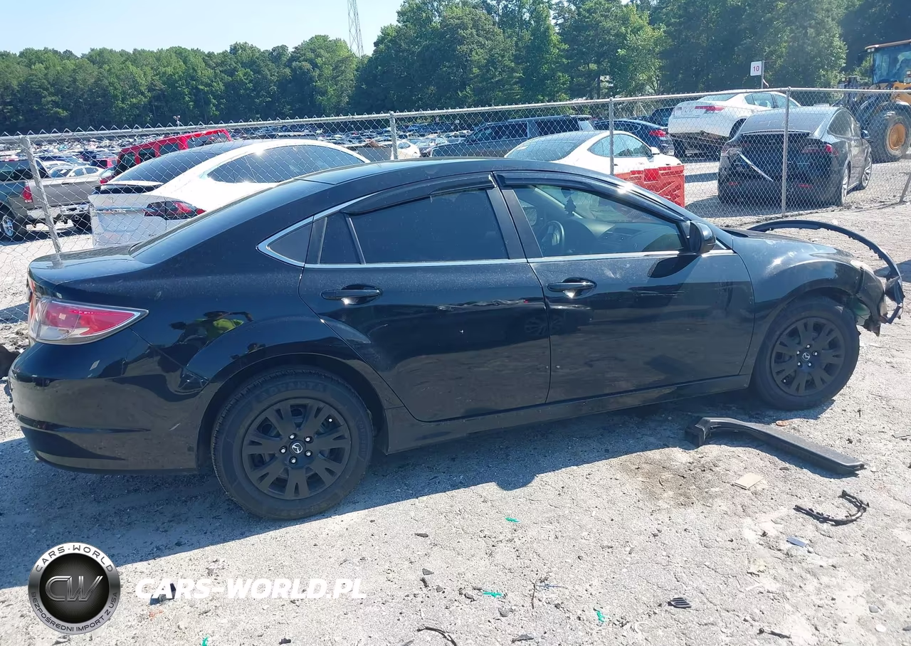 2009 Mazda Mazda6 I Sport VIN:1YVHP81A095M18413 - 14