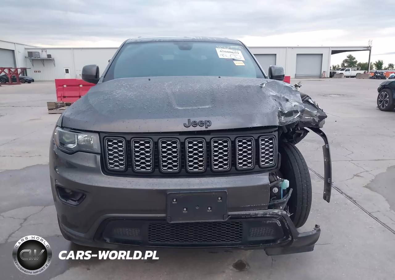 2019 Jeep Grand Cherokee Altitude 4X2 VIN:1C4RJEAG5KC597581 - 13