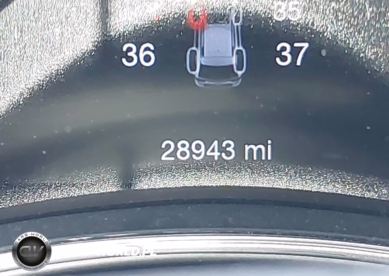 2019 Jeep Grand Cherokee Altitude 4X2 VIN:1C4RJEAG5KC597581 - 16