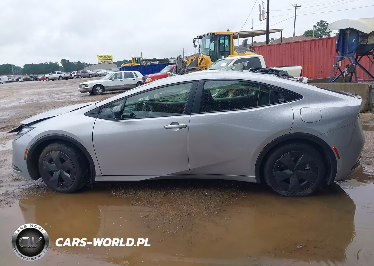 2026 Toyota Prius Plug-In Hybrid Se VIN:JTDACACU9T3064539 - 14
