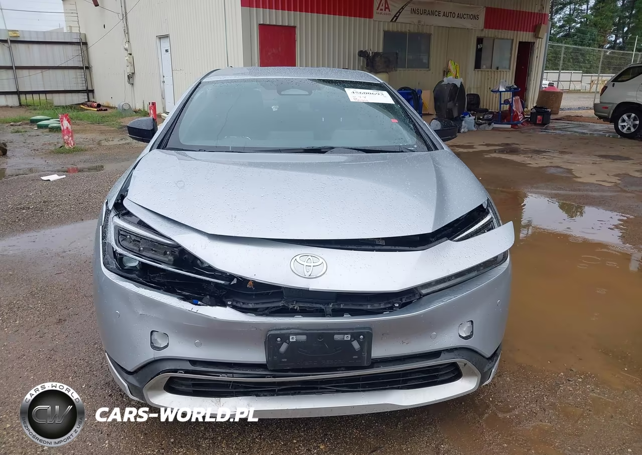 2026 Toyota Prius Plug-In Hybrid Se VIN:JTDACACU9T3064539 - 6