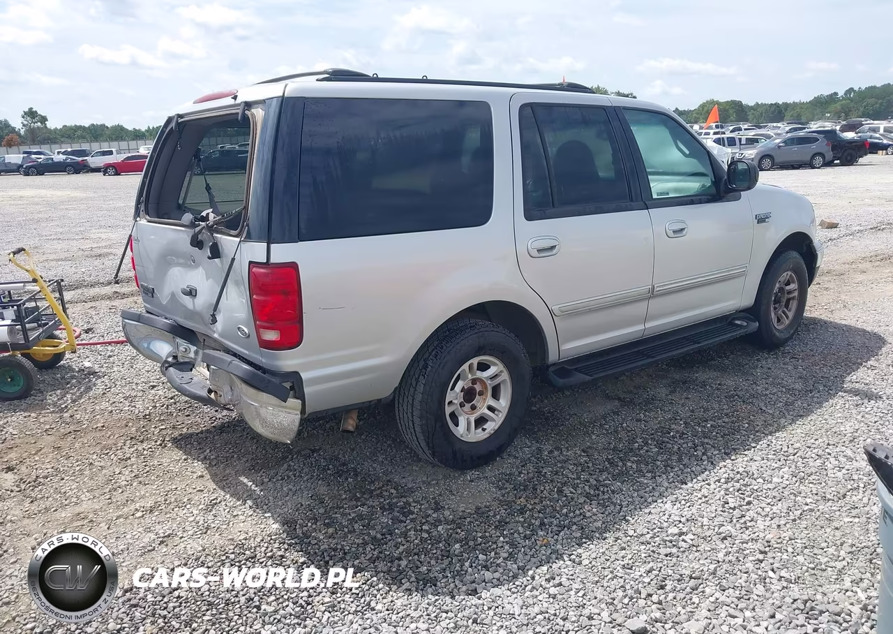 2000 Ford Expedition Xlt VIN:1FMRU1566YLA21441 - 4