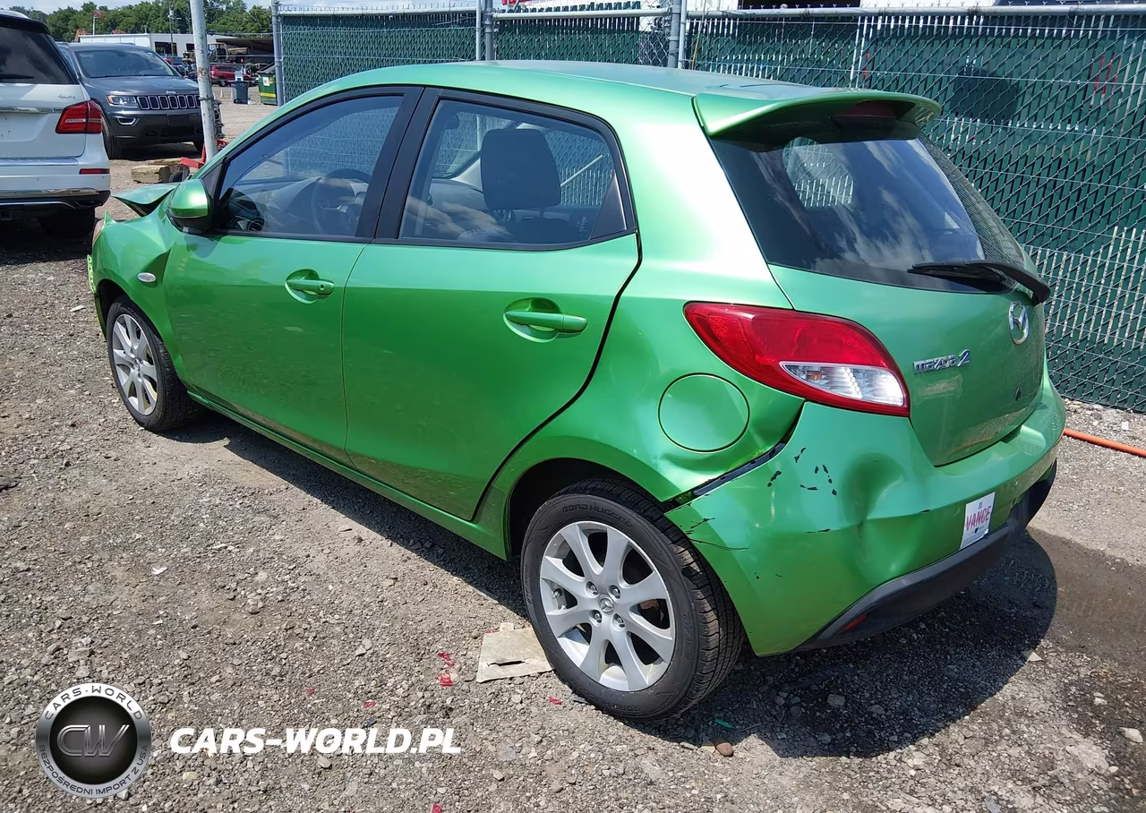 2011 Mazda Mazda2 Touring VIN:JM1DE1HYXB0102461 - 3