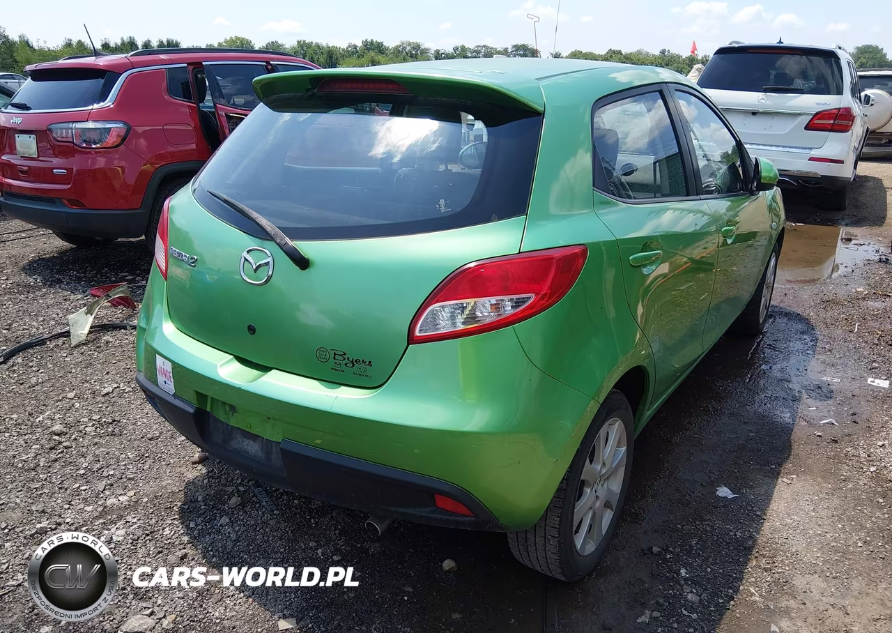 2011 Mazda Mazda2 Touring VIN:JM1DE1HYXB0102461 - 4