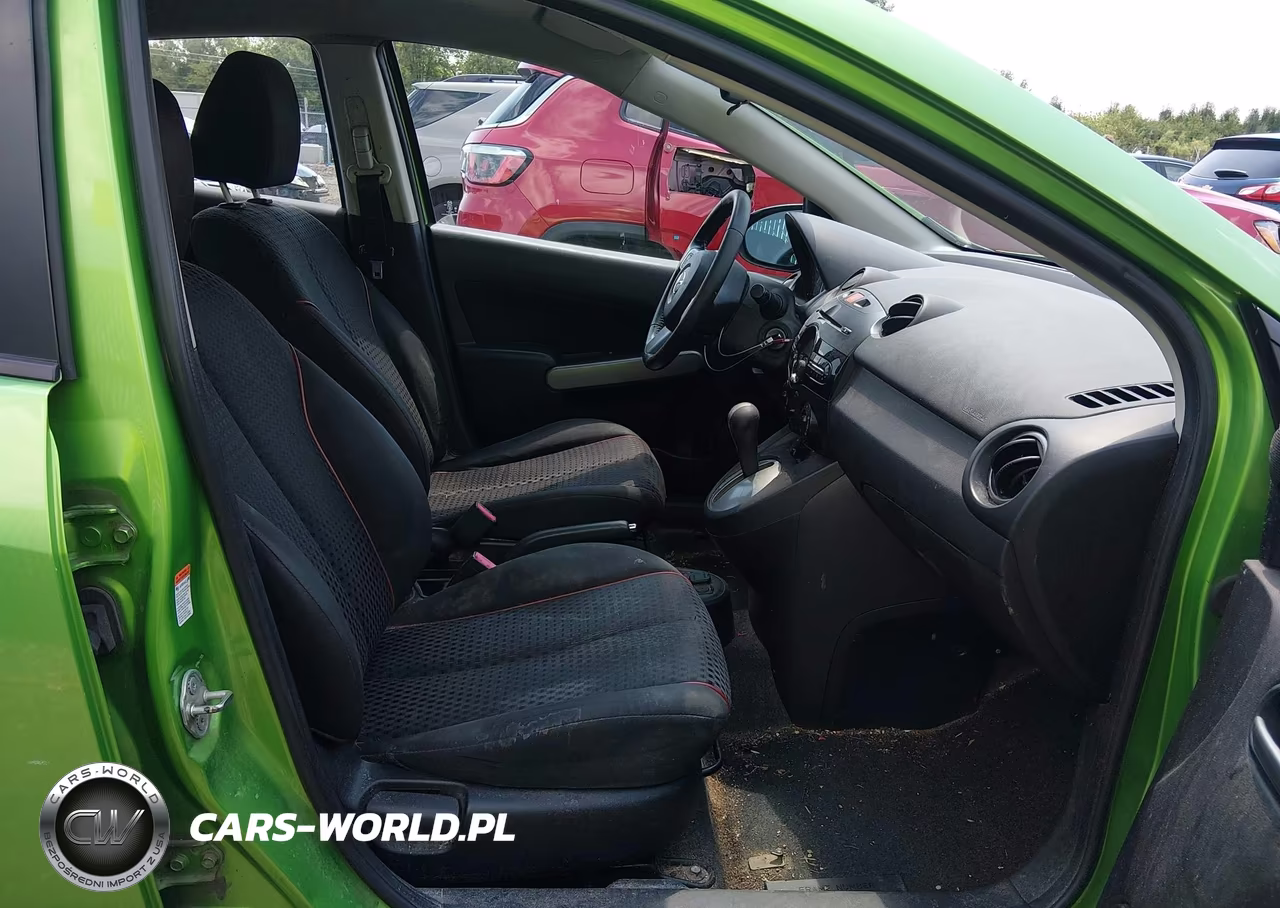 2011 Mazda Mazda2 Touring VIN:JM1DE1HYXB0102461 - 5