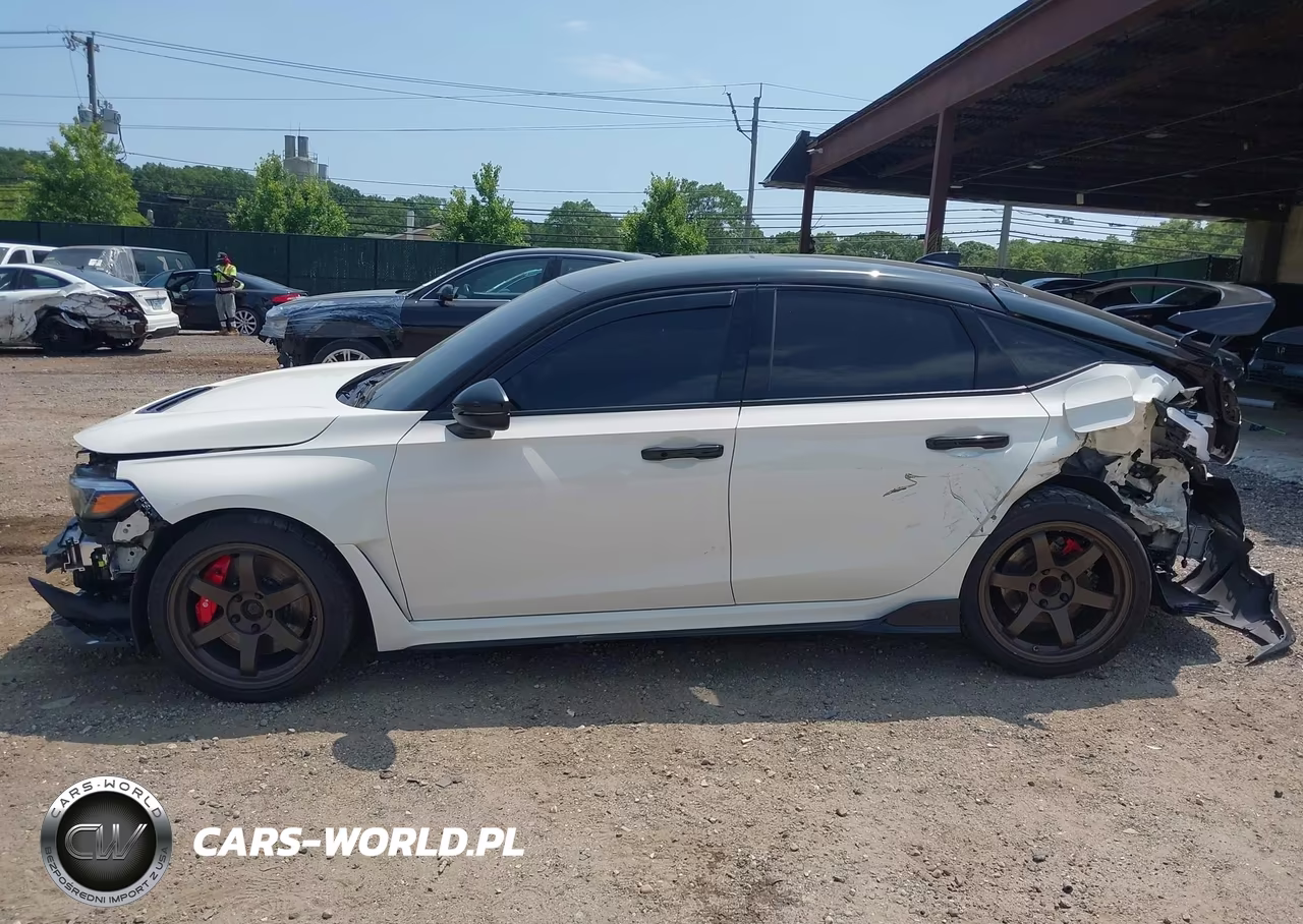 2025 Honda Civic Type R VIN:JHMFL5G4XSX000541 - 15