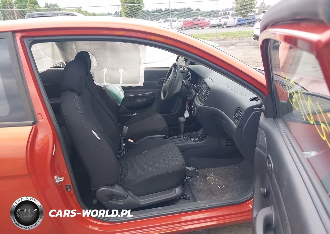 2009 Hyundai Accent Gs VIN:KMHCM36C19U139186 - 5