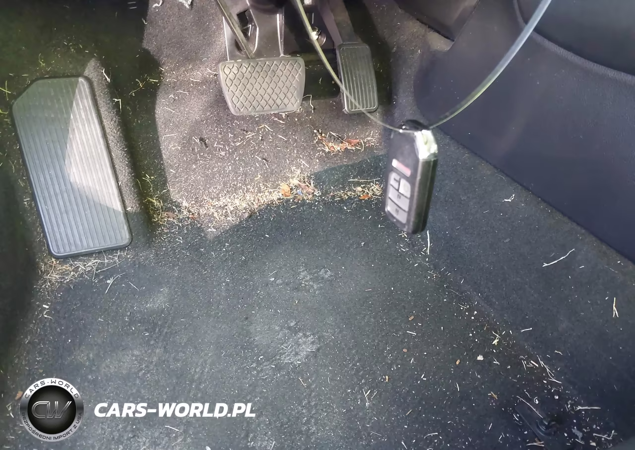 2018 Honda Accord Ex-L VIN:1HGCV1F54JA095070 - 11