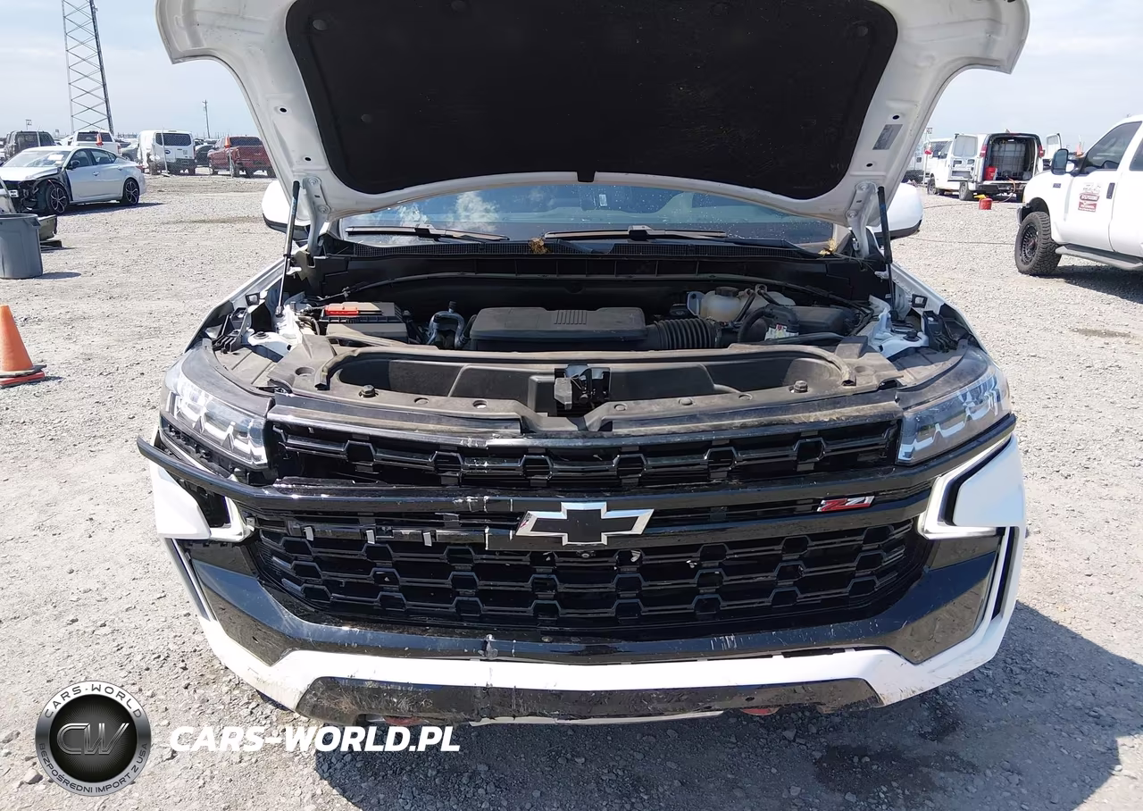 2024 Chevrolet Suburban 4Wd Z71 VIN:1GNSKDKL1RR212892 - 10