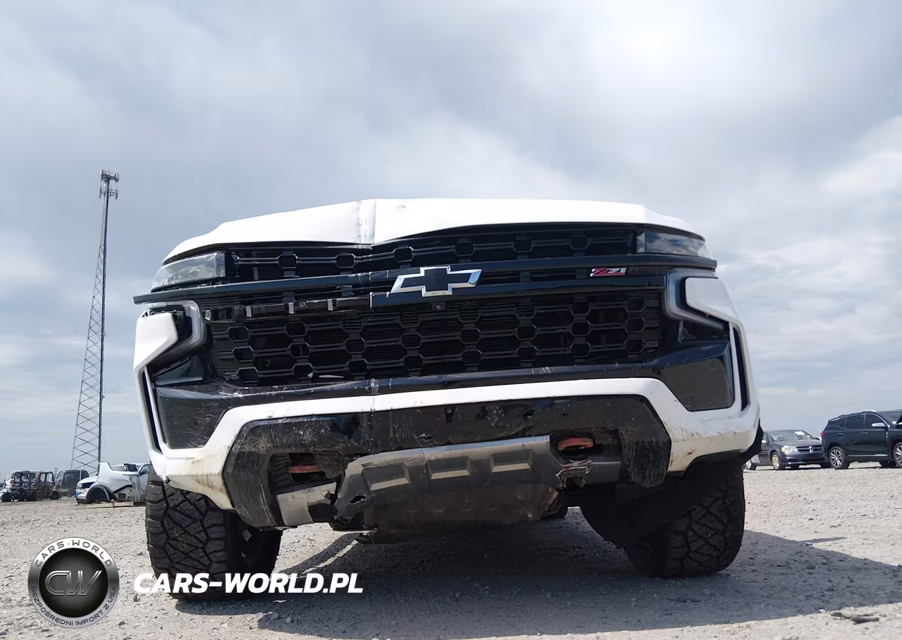 2024 Chevrolet Suburban 4Wd Z71 VIN:1GNSKDKL1RR212892 - 6