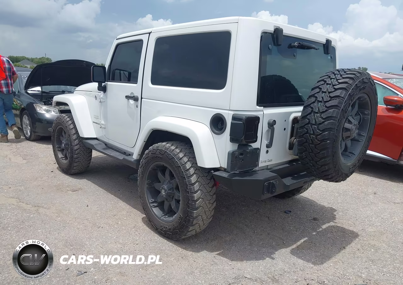 2015 Jeep Wrangler Sahara VIN:1C4GJWBG2FL534794 - 3