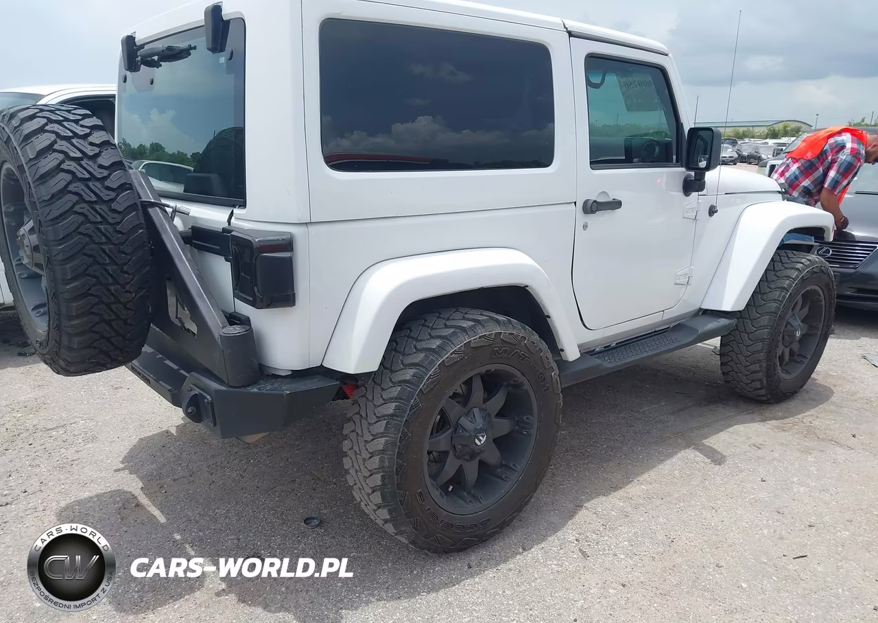 2015 Jeep Wrangler Sahara VIN:1C4GJWBG2FL534794 - 4