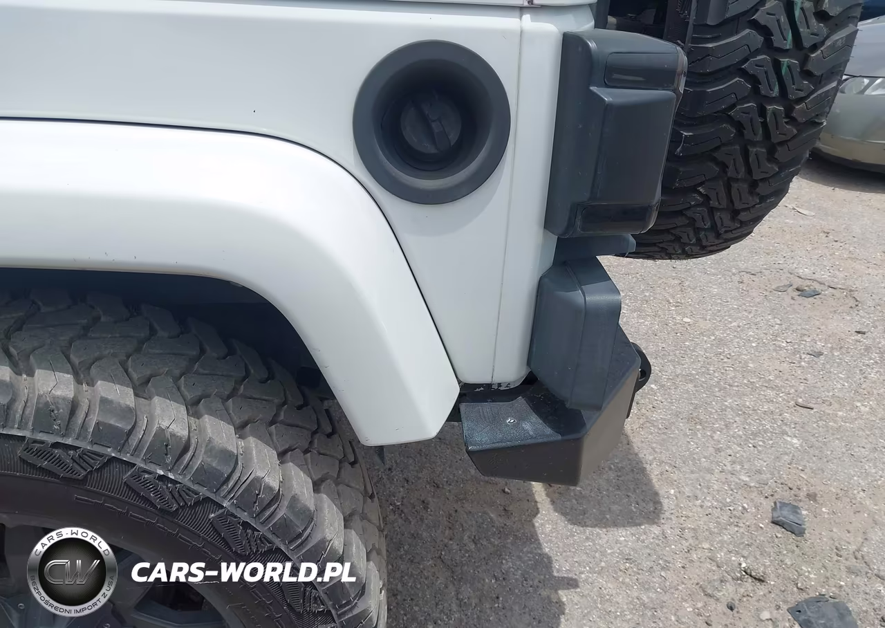 2015 Jeep Wrangler Sahara VIN:1C4GJWBG2FL534794 - 6