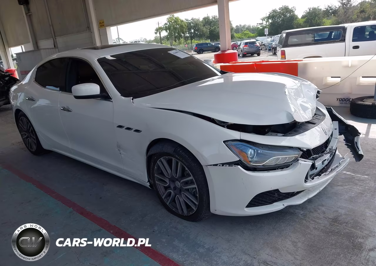 2015 Maserati Ghibli