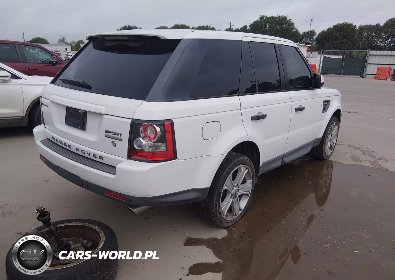 2011 Land Rover Range Rover Sport Supercharged VIN:SALSH2E46BA714911 - 4