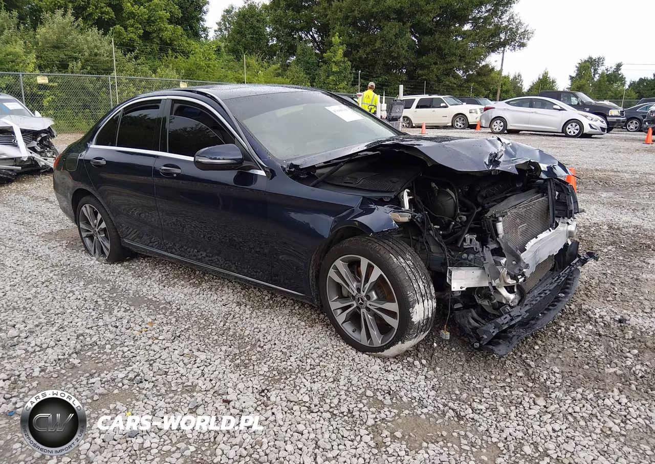 2019 Mercedes-Benz C 300
