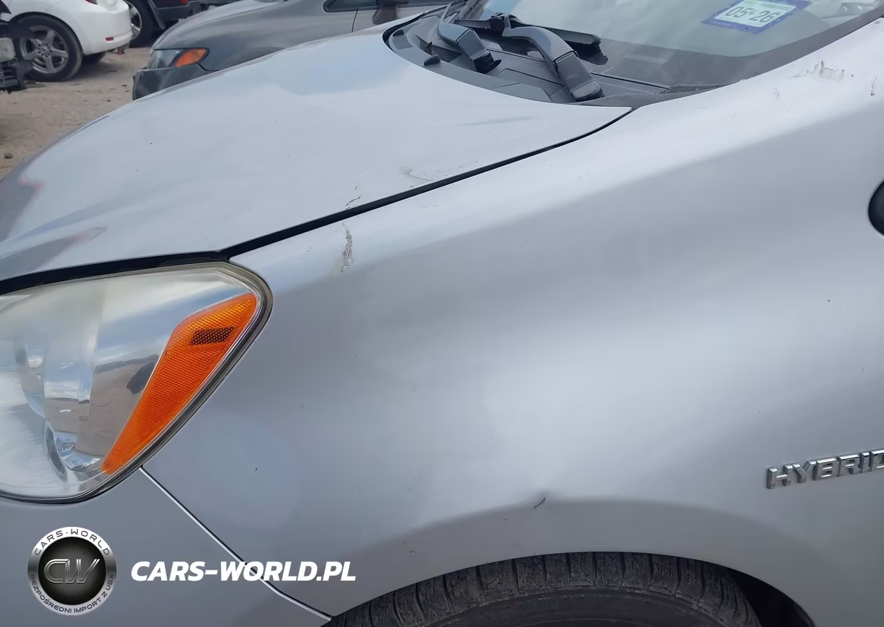 2013 Toyota Prius C Two VIN:JTDKDTB32D1531786 - 6