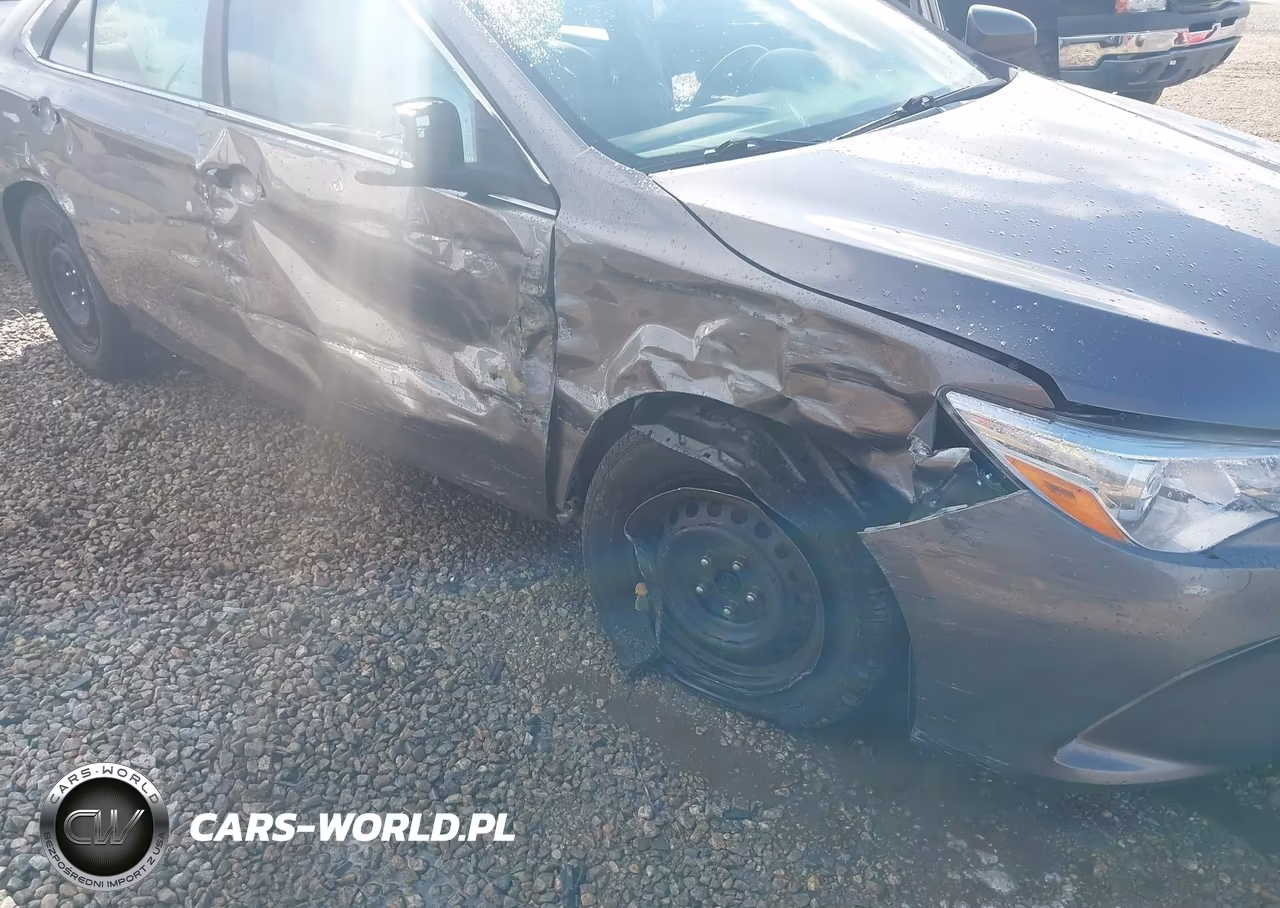 2016 Toyota Camry Le VIN:4T1BF1FK3GU161673 - 6