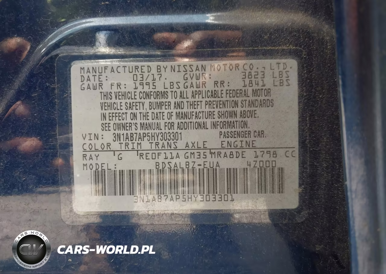 2017 Nissan Sentra S VIN:3N1AB7AP5HY303301 - 9