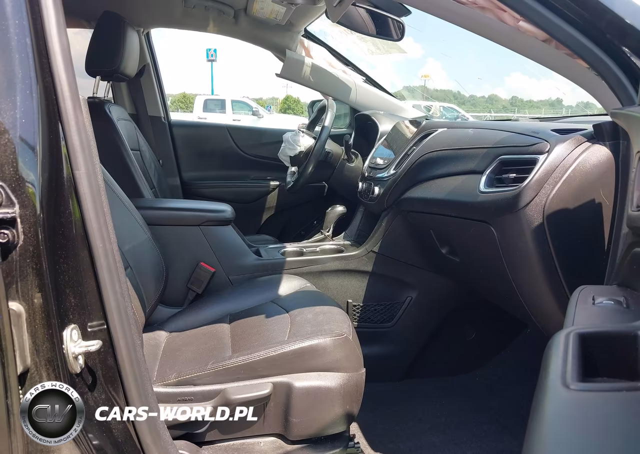 2018 Chevrolet Equinox Premier VIN:2GNAXVEV6J6184796 - 5