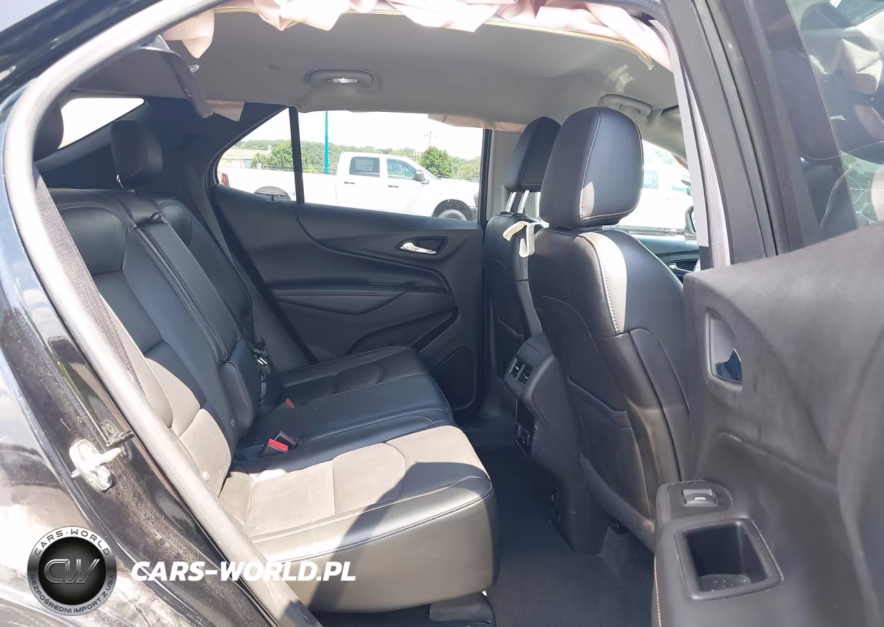 2018 Chevrolet Equinox Premier VIN:2GNAXVEV6J6184796 - 8